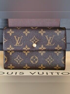 Authentic LOUIS VUITTON Monogram Pochette Passport Trifold Wallet